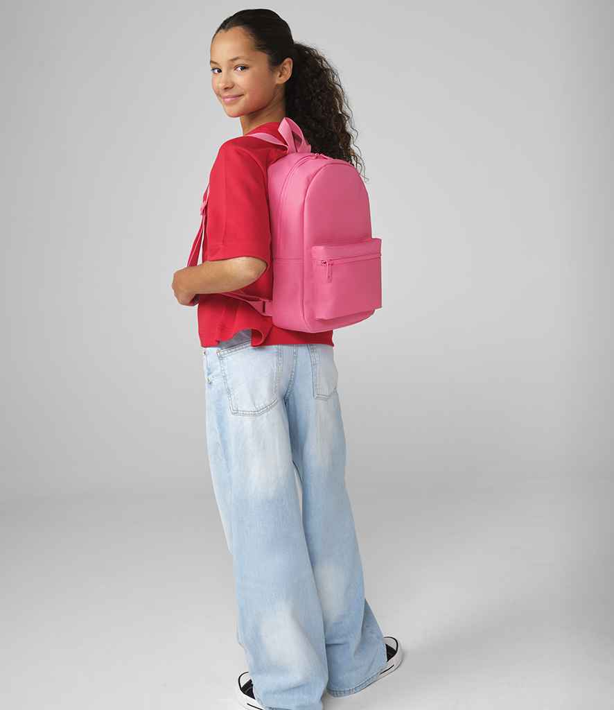 BG153 Fuchsia Model