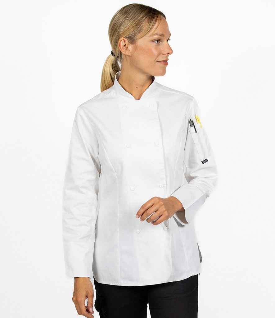 DE005 White Model